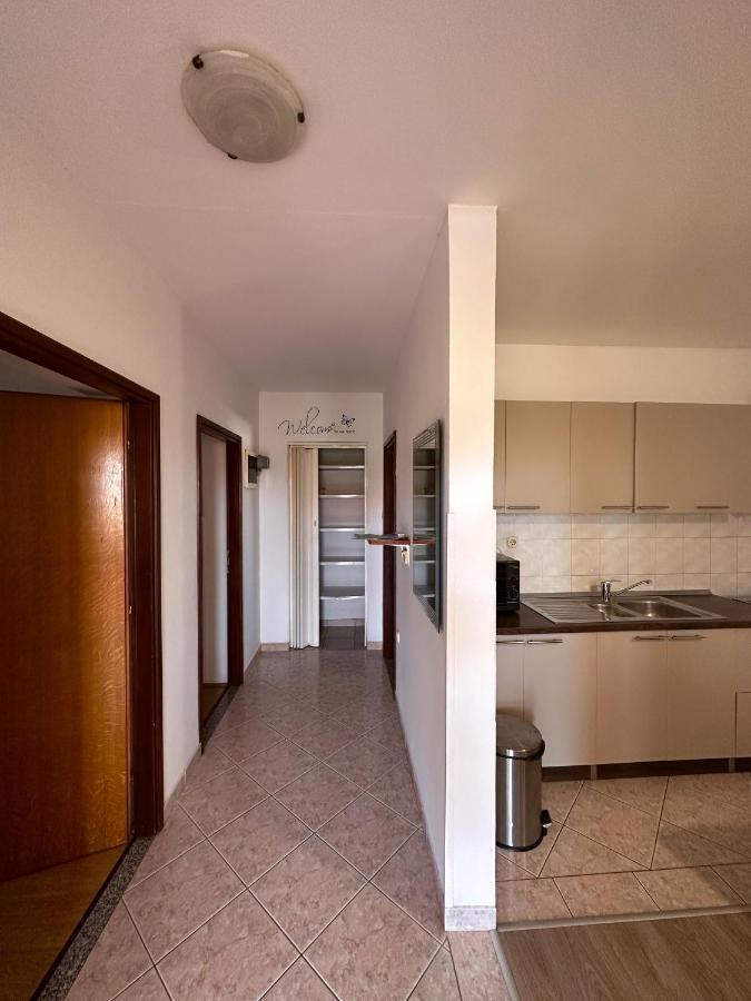 Apartment Lucija Zara Esterno foto